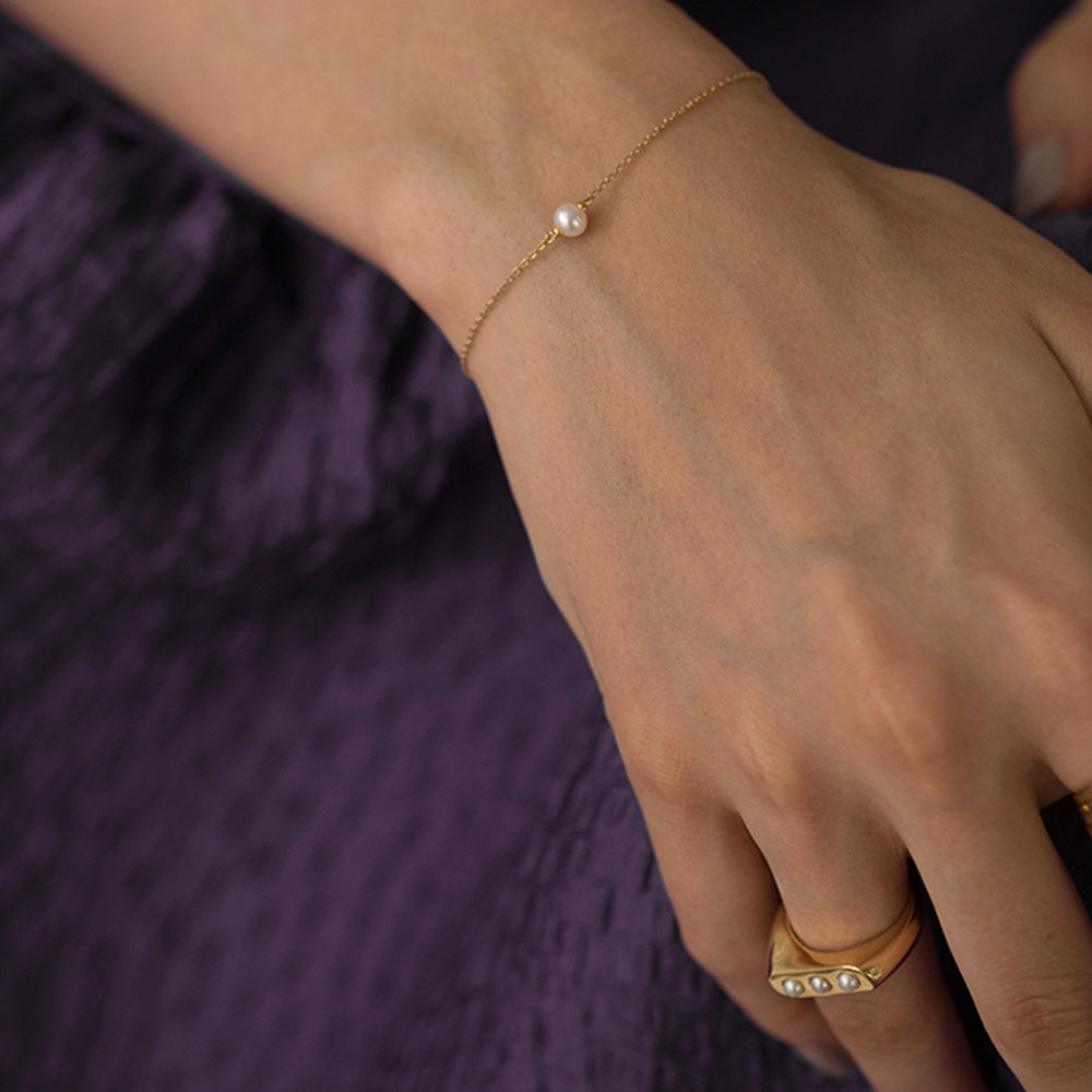 Women's Simple Natural Freshwater Pearl Bracelet