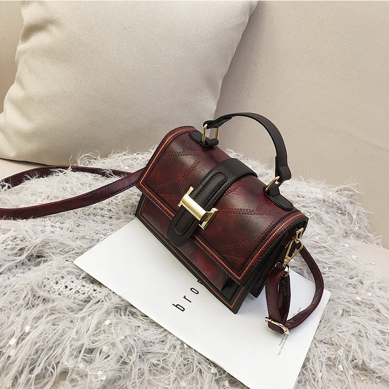 All-match Fashion Portable Retro Messenger Bag Small Square Bag