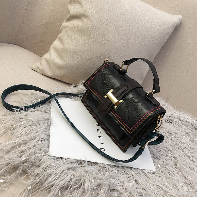 All-match Fashion Portable Retro Messenger Bag Small Square Bag