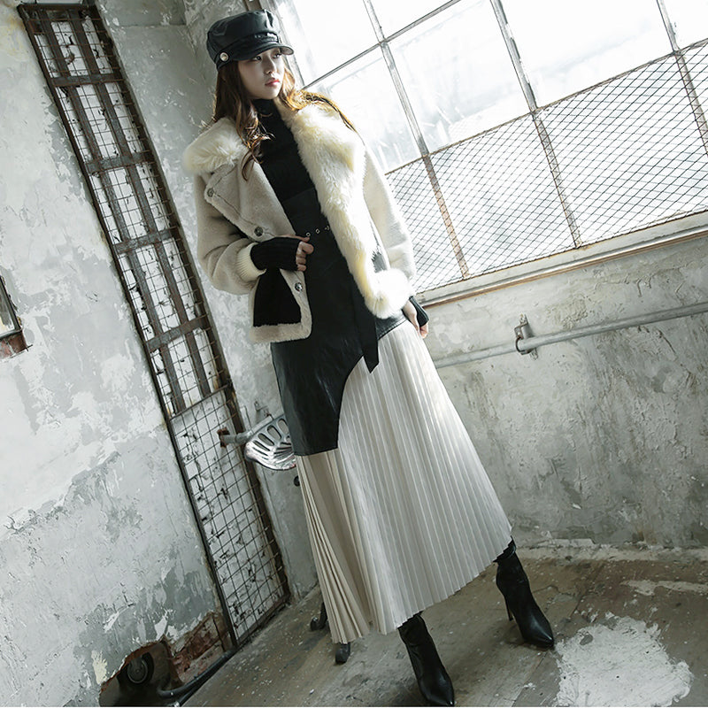 Pleated skirt half length skirt