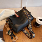 AutumnWinter Retro Wide-strap Crossbody Versatile Instagram-style Mini Square Bag