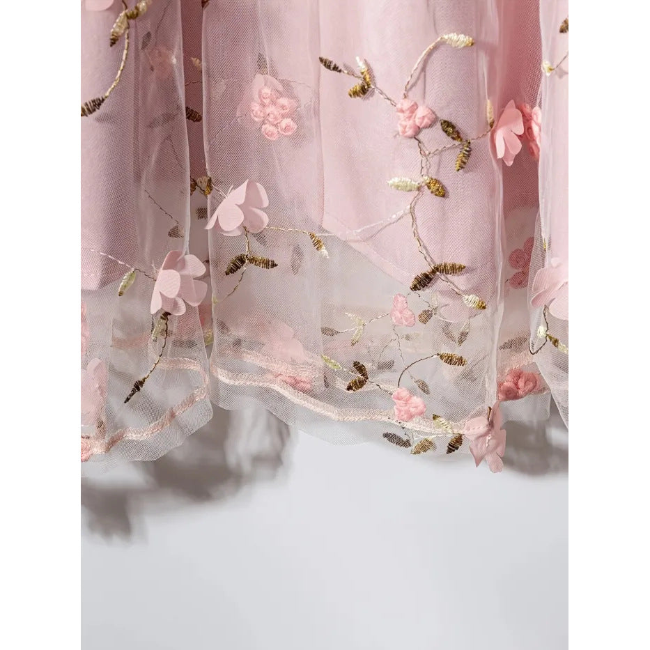 Double-layer Mesh Skirt With A Flared Hem And 3D Floral Design