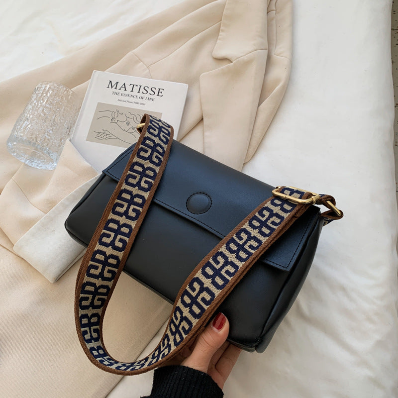 AutumnWinter Retro Wide-strap Crossbody Versatile Instagram-style Mini Square Bag