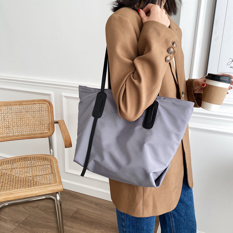 Women Large Capacity Shoulder Bag Fashionable Nylon