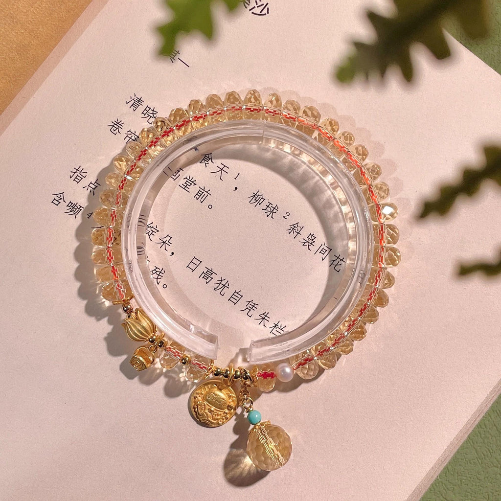 Single-ring Faceted Crystal Strand With Lucky Cat Pendant