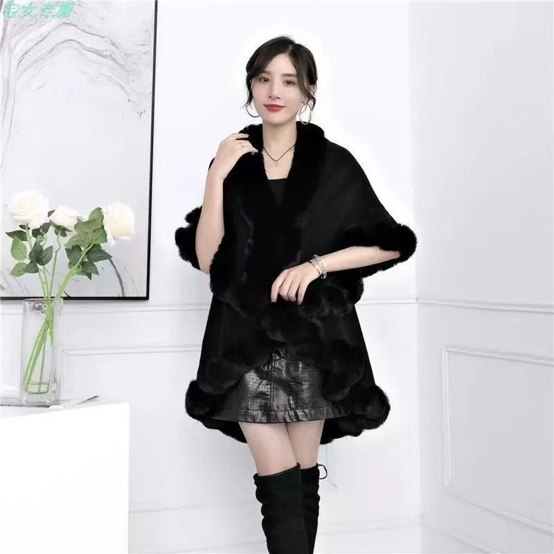 Thickened Knitted Cape With Furry Collar For FallWinter