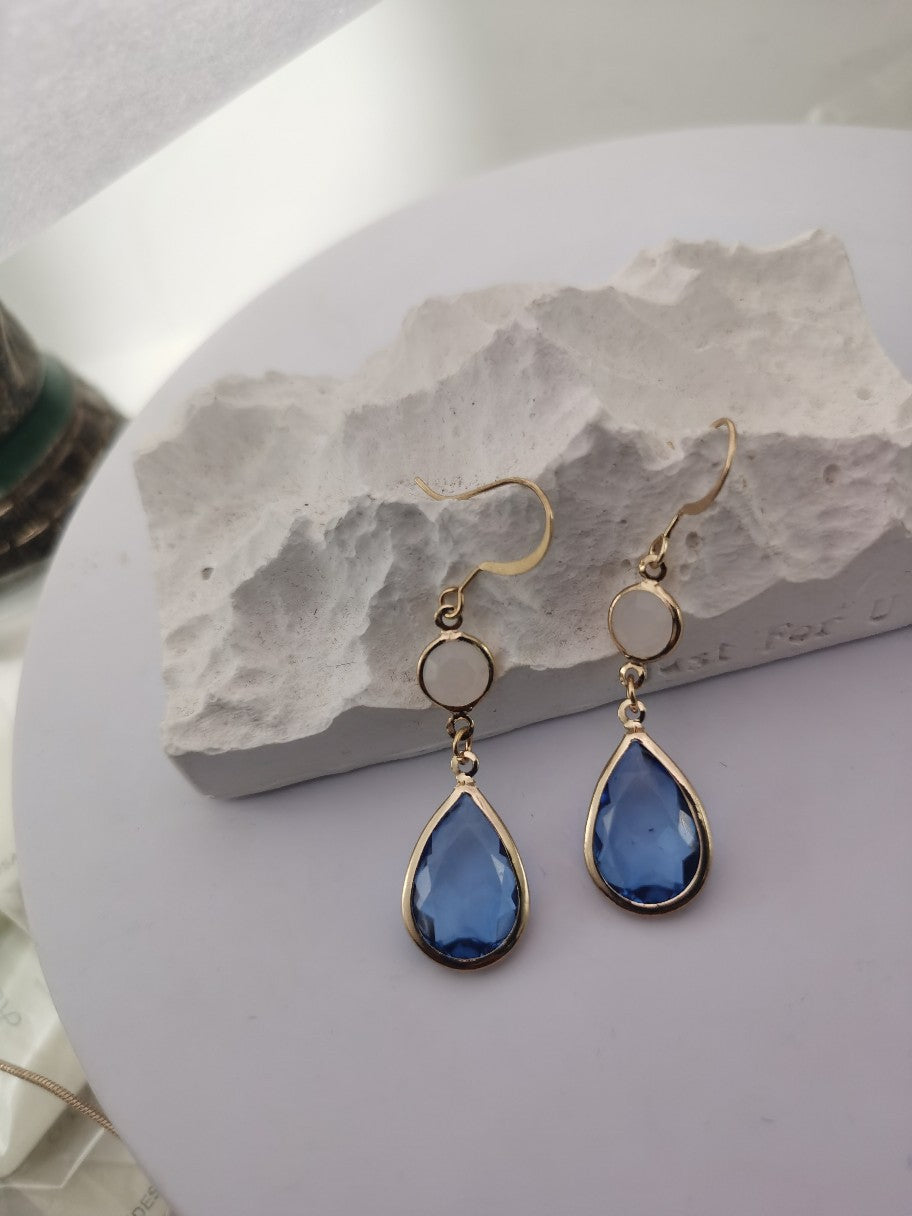 Long Womens Earrings Round Design