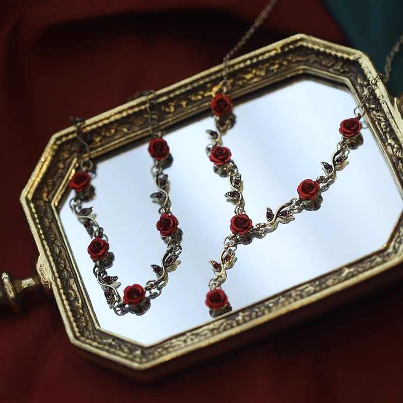 Romantic Rose Flower Bracelet Women's Vintage Clavicle Chain