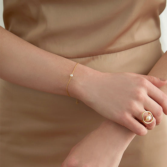 Women's Simple Natural Freshwater Pearl Bracelet