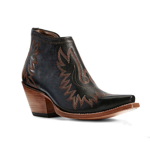Embroidered Martin Boots - Plus Size Pointed-Toe Square Heel