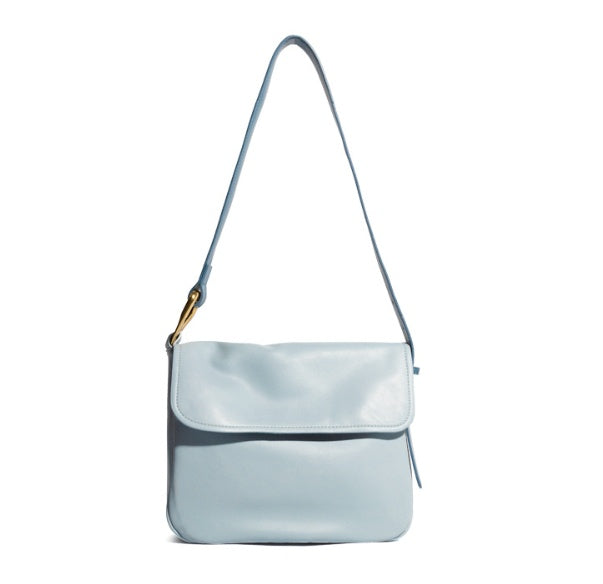 Super soft large bag with simple wide shoulder straps and crossbody