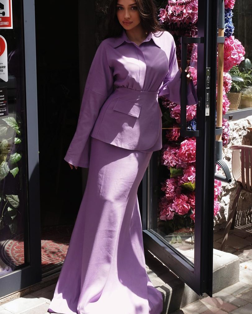 Elegant And Fashionable Three-piece Set Featuring A Collared Long Skirt