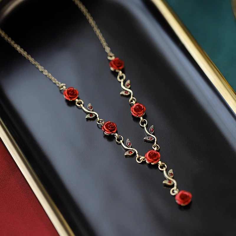 Romantic Rose Flower Bracelet Women's Vintage Clavicle Chain