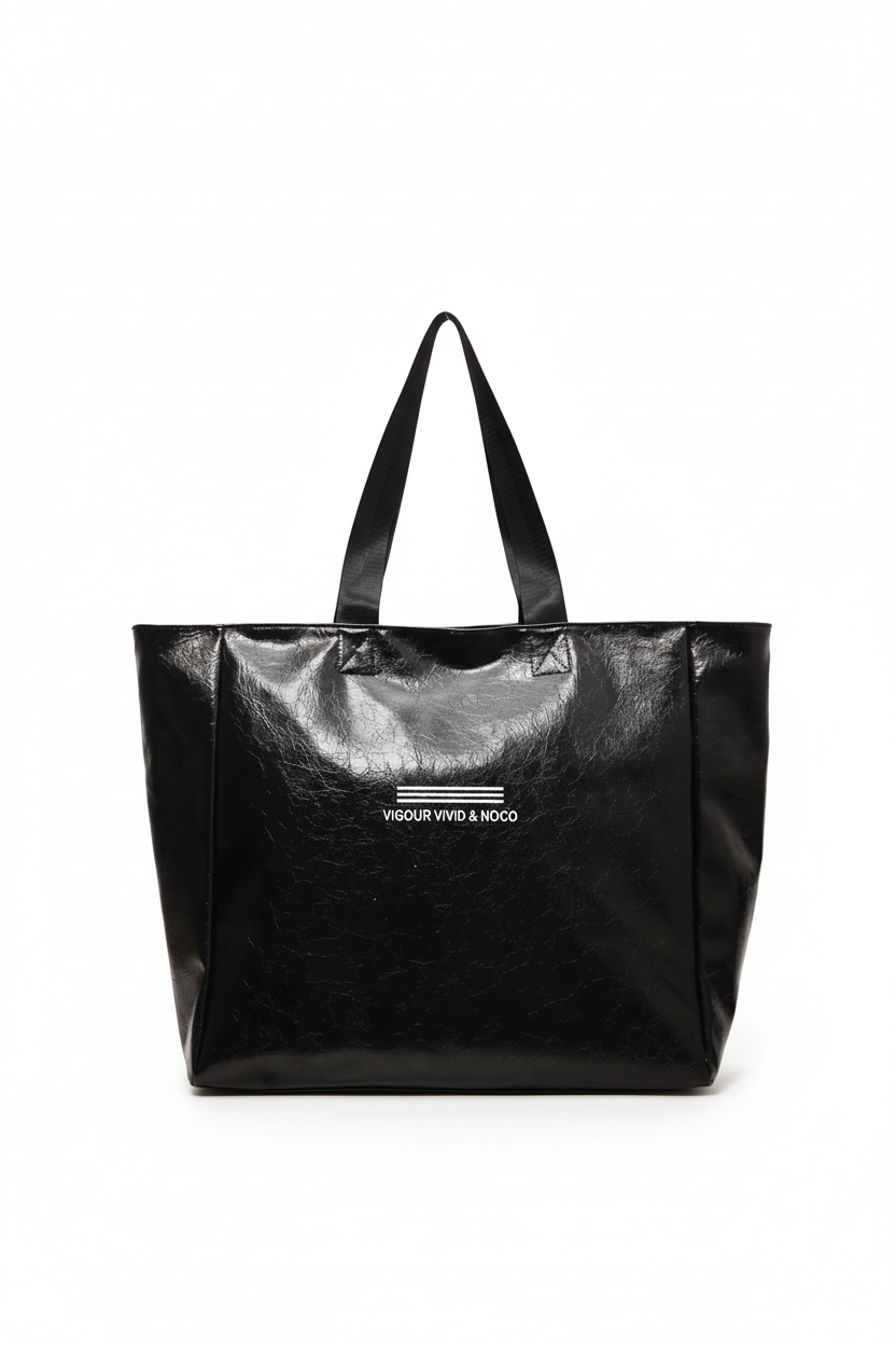 Minimalist product - Sleek silhouette