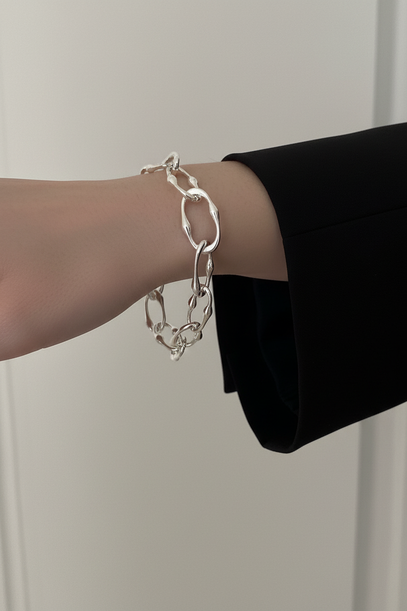 Irregular detail - Sterling craftsmanship