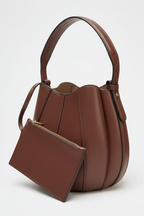 Hardware detail - Quality craftsmanship